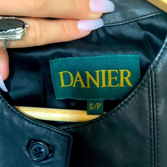 vintage leather - custom painted - Picture 3 of 3